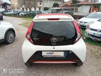 usata Toyota Aygo 1.0 VVT-i 72 CV 5 porte x-wave orange