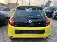 Usata Renault Twingo SE 69 CV (50 kW) 2014 Giallo Utilitaria