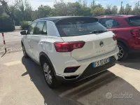 Usata VW T-Roc Style 116 CV (85 kW) 2019 Bianco SUV