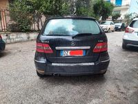 Usata Mercedes B180 109 CV (80 kW) 2010 Monovolume