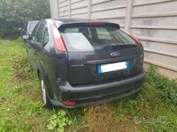 Usata Ford Focus 90 CV (66 kW) 2007 Nero Berlina
