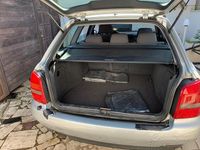 Usata Audi A4 125 CV (91 kW) 1998 Grigio Station wagon