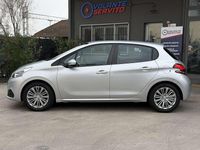 Usata Peugeot 208 82 CV (60 kW) 2017 Argento Utilitaria