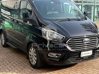 Usata Ford Tourneo 131 CV (96 kW) 2023 Nero Monovolume