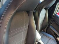 Usata Mercedes GLA200 Executive 136 CV (100 kW) 2014 Bianco SUV