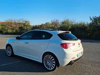 Usata Alfa Romeo Giulietta 170 CV (125 kW) 2011 Bianco Utilitaria