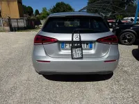 Usata Mercedes A180 Business 116 CV (85 kW) 2019 Grigio Berlina