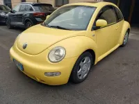 Usata VW New Beetle 116 CV (85 kW) 1999 Giallo Utilitaria