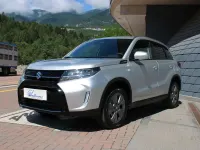 Nuova Suzuki Vitara Cool 110 CV (80 kW) 2026 Argento SUV