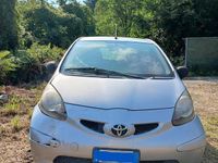 Second-hand Toyota Aygo 68 CP (50 kW) 2008 Gri Hatchback