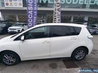 usata Toyota Avensis Verso 1.6 D Moncalieri