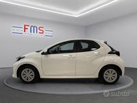 Usata Toyota Yaris Active 72 CV (52 kW) 2023 Super white gloss Utilitaria