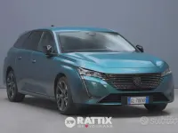 Usata Peugeot 308 SW Allure 131 CV (96 kW) 2022 Blue avatar Station wagon