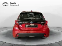 Usata Toyota Yaris Hybrid Trend 116 CV (85 kW) 2022 Rosso Berlina