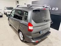 Usata Ford Tourneo Connect 75 CV (55 kW) 2017 Grigio Monovolume