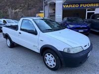 Usata Fiat Strada 80 CV (58 kW) 2004 Bianco Pick-up