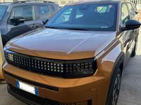 Nuova Fiat Grande Panda Business 101 CV (74 kW) 2025 Arancione Utilitaria