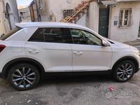 Usata VW T-Roc 116 CV (85 kW) 2019 Bianco SUV