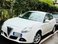 Usata Alfa Romeo Giulietta 105 CV (77 kW) 2013 Bianco Utilitaria