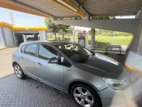 Usata Opel Astra 140 CV (102 kW) 2014 Giallo Berlina