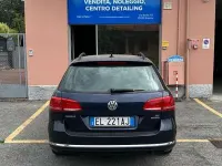 Usata VW Passat Comfortline 105 CV (77 kW) 2012 Blu/azzurro Station wagon