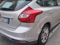 Usata Ford Focus Titanium 95 CV (69 kW) 2012 Grigio Berlina