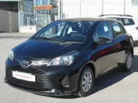 Begagnad Toyota Yaris Active 69 HK (50 kW) 2015 Svart Halvkombi