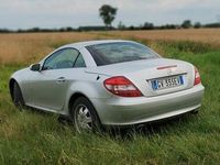 Usata Mercedes SLK200 163 CV (119 kW) 2006 Argento Cabrio