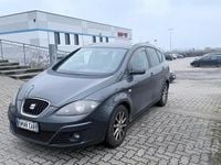 Usata Seat Altea XL 105 CV (77 kW) 2010 Grigio Monovolume