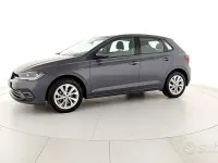 Usata VW Polo Style 95 CV (69 kW) 2024 Grigio Utilitaria