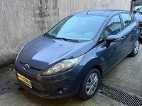 Usata Ford Fiesta 69 CV (50 kW) 2011 Grigio Utilitaria