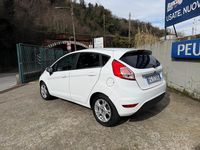 Usata Ford Fiesta Titanium 75 CV (55 kW) 2017 Bianco Berlina