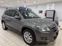 Usata VW Tiguan 140 CV (102 kW) 2011 Grigio SUV