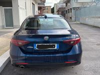 Usata Alfa Romeo Giulia Super 150 CV (110 kW) 2017 Blu/azzurro Berlina