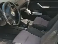 Usata VW Golf IV 101 CV (74 kW) 2002 Grigio Utilitaria