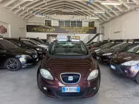 Usata Seat Altea Style 102 CV (75 kW) 2009 Rosso Monovolume