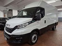 Usata Iveco Daily 136 CV (100 kW) 2022 Bianco pastello Furgone