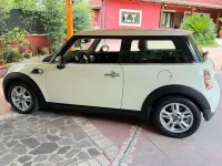 Usata Mini Cooper 75 CV (55 kW) 2011 Beige Utilitaria