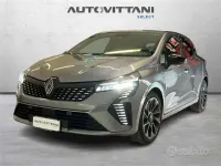 Usata Renault Clio Esprit Alpine 91 CV (66 kW) 2024 Grigio scuro Utilitaria