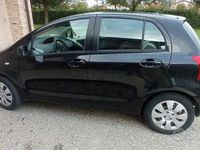 Usata Toyota Yaris 69 CV (50 kW) 2007 Nero Utilitaria