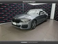 Usata BMW 520 M Sport 190 CV (139 kW) 2023 Grigio Berlina