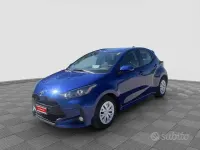 Usata Toyota Yaris Business Edition 72 CV (52 kW) 2022 Dark blue met Utilitaria