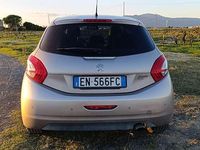 Usata Peugeot 208 Allure 114 CV (83 kW) 2012 Utilitaria