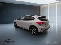 Usata Ford Focus Active 119 CV (87 kW) 2021 Grigio Berlina