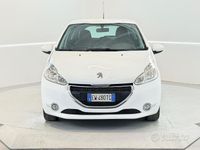 Usata Peugeot 208 68 CV (50 kW) 2014 Bianco Utilitaria