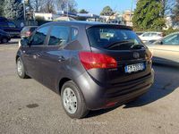 Usata Kia Venga Active 90 CV (66 kW) 2018 Gray Utilitaria