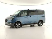 Usata Ford Tourneo Active 185 CV (136 kW) 2021 Blu/azzurro Monovolume