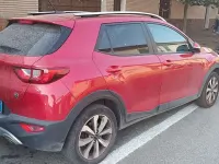 Usata Kia Stonic Style 82 CV (60 kW) 2023 Rosso SUV