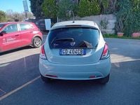 Usata Lancia Ypsilon Gold 69 CV (50 kW) 2020 Grigio Utilitaria