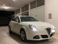 Usata Alfa Romeo Giulietta 120 CV (88 kW) 2012 Bianco Utilitaria